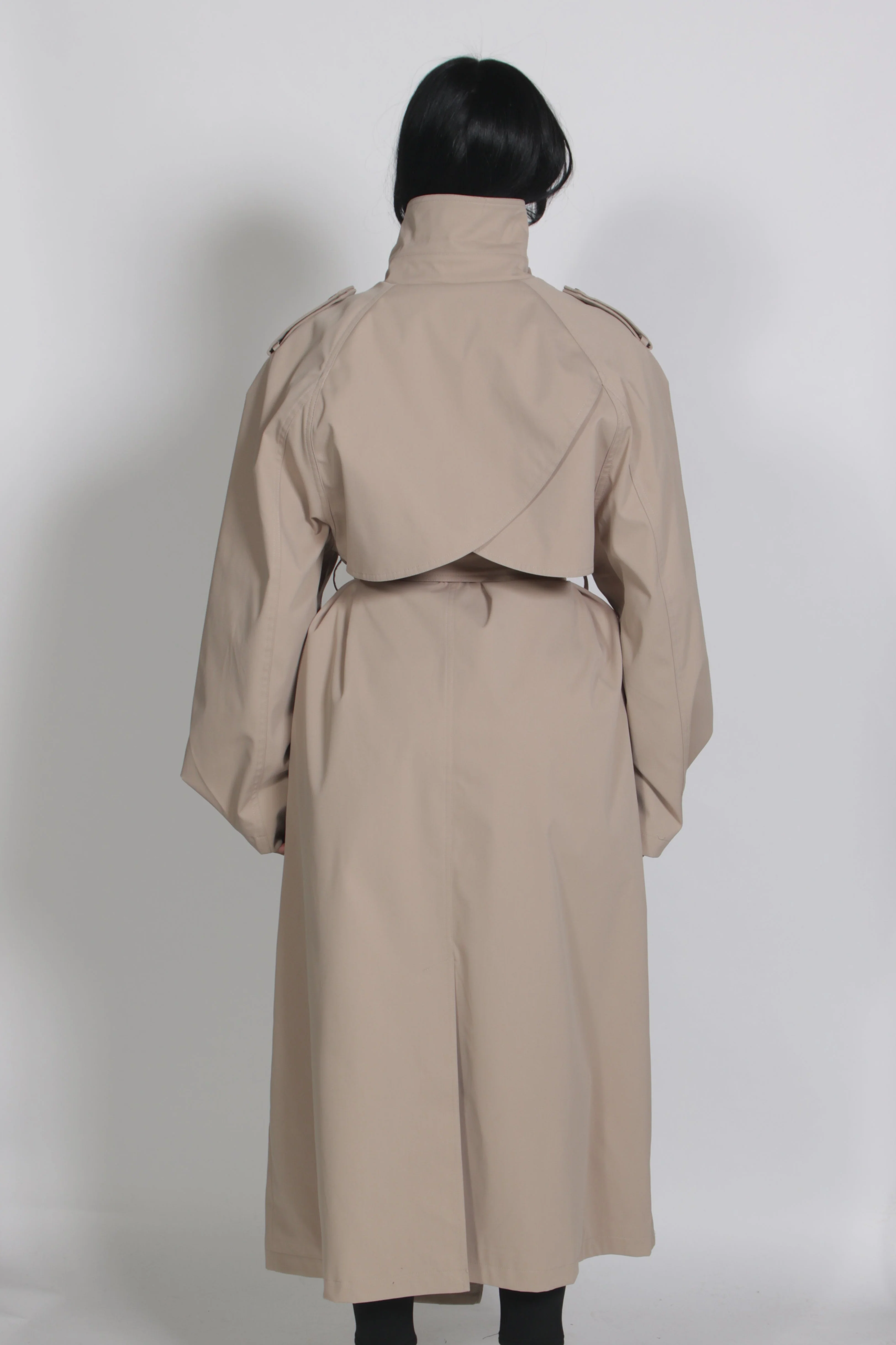 Isa Trenchcoat - Image 2