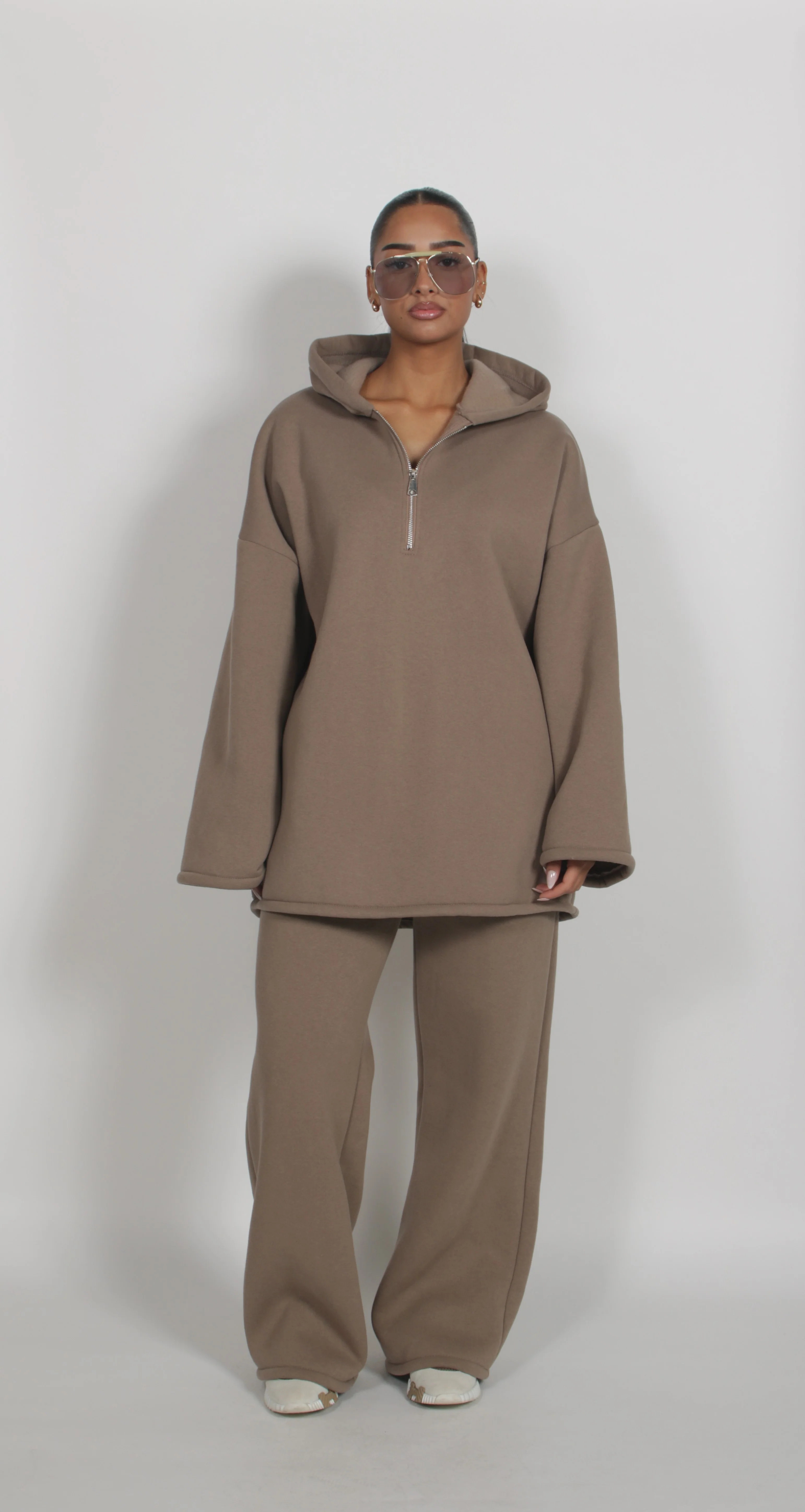 Soft set Taupe